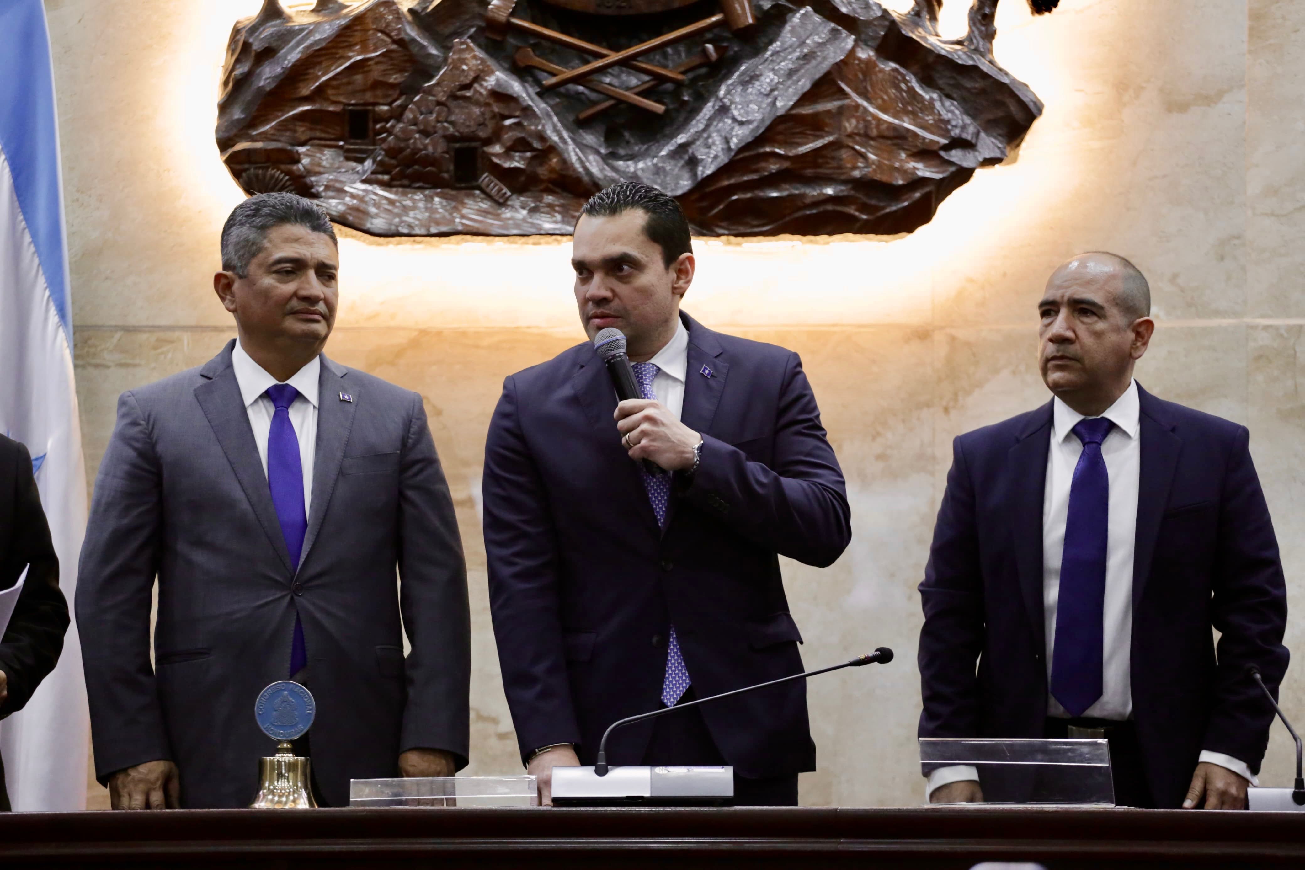 Tomás Zambrano es electo presidente de la Junta Directiva Provisional del Congreso Nacional 2026